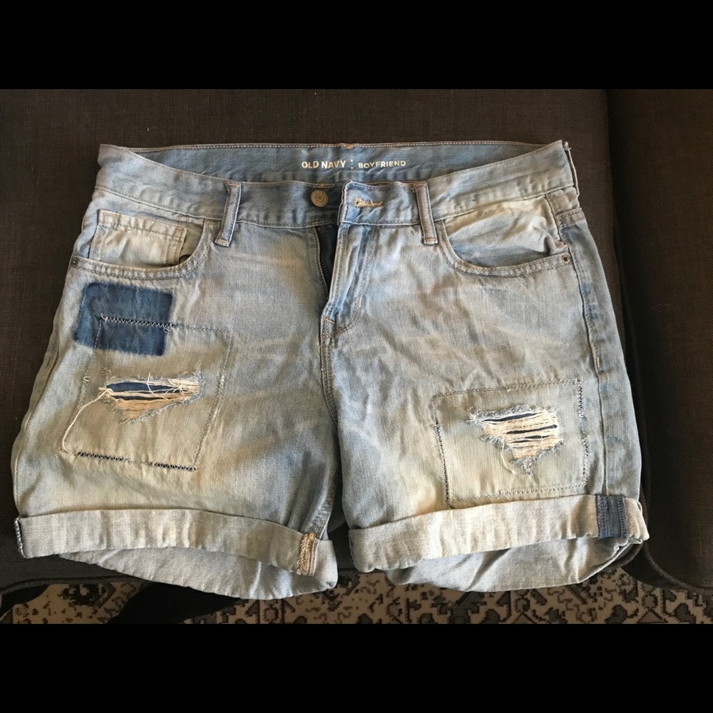 old navy distressed boyfriend denim shorts
